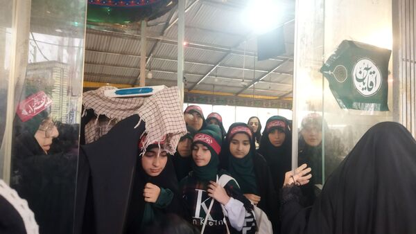 اعزام دانش‌آموزان دختر قائمشهری به اردوی راهیان نور
