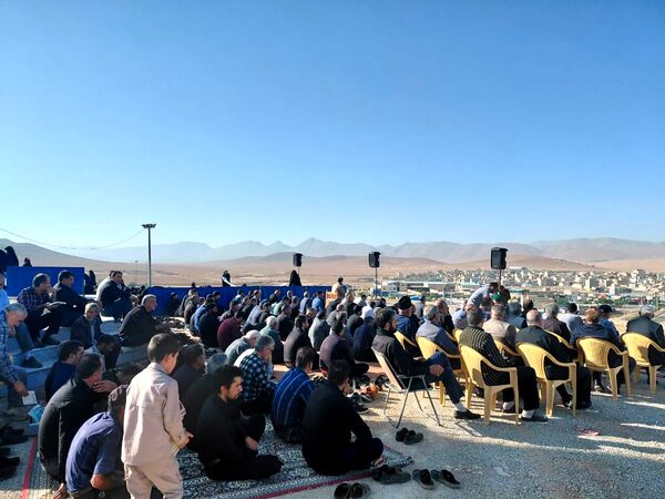 برگزاری مراسم پرفیض دعای ندبه در تپه نورالشهدا شهر نقنه