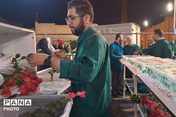 زائران در جوار حضرت عبدالعظیم حسنی (ع)