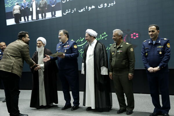اختتامیه جشنواره تولیدات مجازی نیروی هوایی با تقدیر از روایتگران جوان