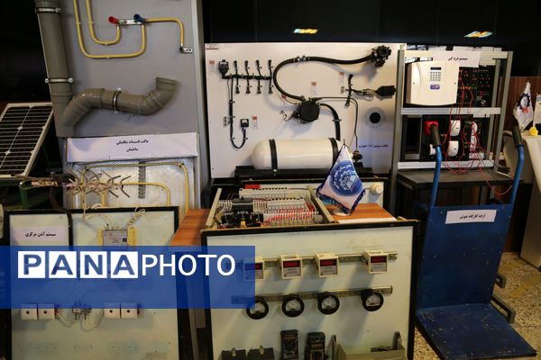 گشایش نمایشگاه دستاورد‌های هنرجویان هنرستان‌های اردبیل 