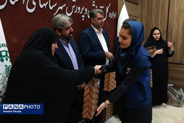 نشست صمیمی خبرنگاران پانا شهرستان‌های استان تهران با مدیرعامل خبرگزاری پانا