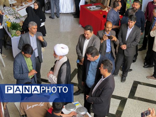 آیین تجلیل از معلمان نمونه استانی در بجنورد