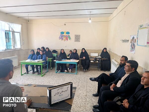 بازدید معاون سوادآموزی آموزش و پرورش خراسان جنوبی از طبس و دستگردان