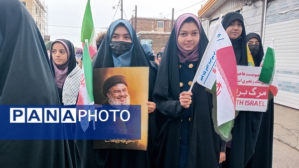 حماسه‌آفرینی دانش‌آموزان کمیجانی در راهپیمایی۱۳ آبان 