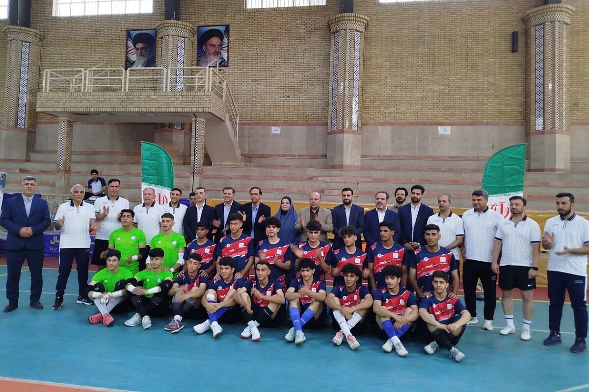 برگزاری اردوی انتخابی تیم ملی دانش آموزی فوتسال با حضور جمعی از مسئولان در ناحیه دو شهرری 