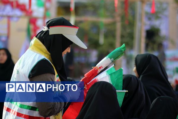 جشن باشکوه «جوانه‌های هفتم» در مدرسه دخترانه نجابت آشخانه