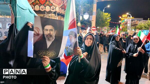 «باید برخاست»؛ شب‌های زنجان، روایت همدلی با رهبر شهید