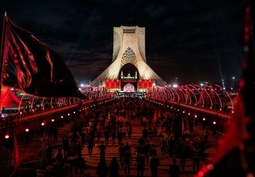 «محرم شهر»؛ روایت شور حسینی در میدان آزادی تهران