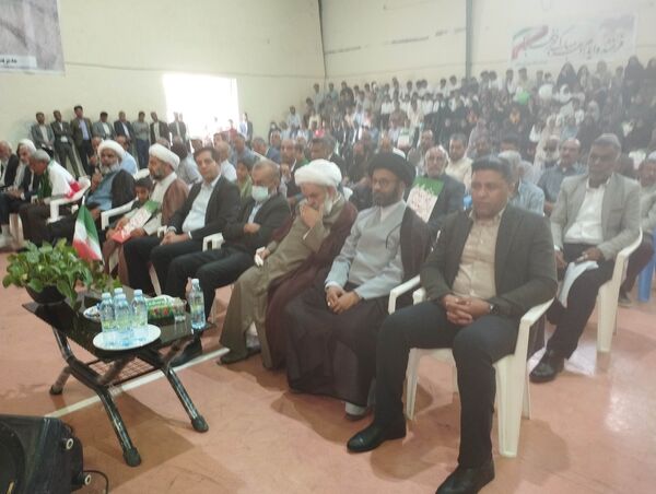 حضور پرشور مردم باغ‌شهر فین در راهپیمایی ۲۲ بهمن