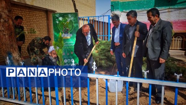 نوای زنگی به رنگ مهر و مقاومت در دبیرستان متوسطه دوم الزهرا (س) پیچید