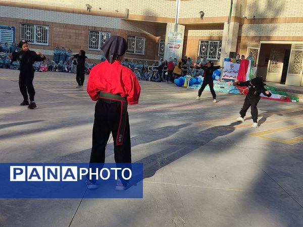 برگزاری المپیاد ورزشی درون مدرسه‌ای در دبستان امام خمینی(ره) بجنورد