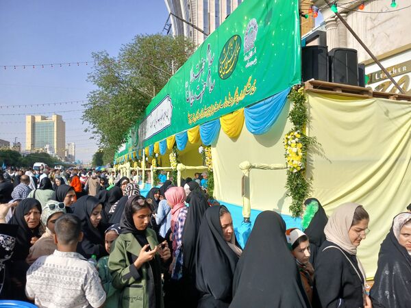 موکب بزرگ شرکت نان قدس رضوی در روز شریف ولادت امام رضا (ع)