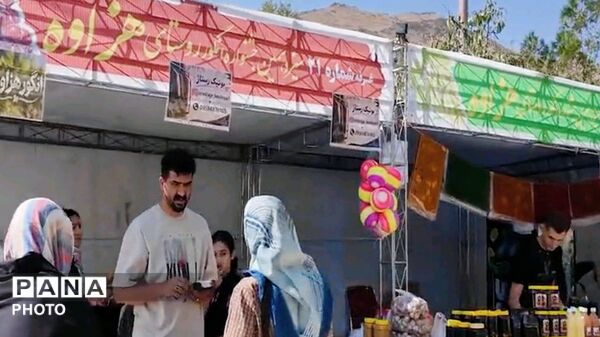 رونق اقتصاد روستایی و معرفی ارقام انگور در جشنواره هزاوه