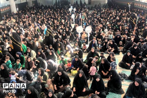 یادواره شیرخوارگان حسینی در مصلای اول‌الامر لردگان 