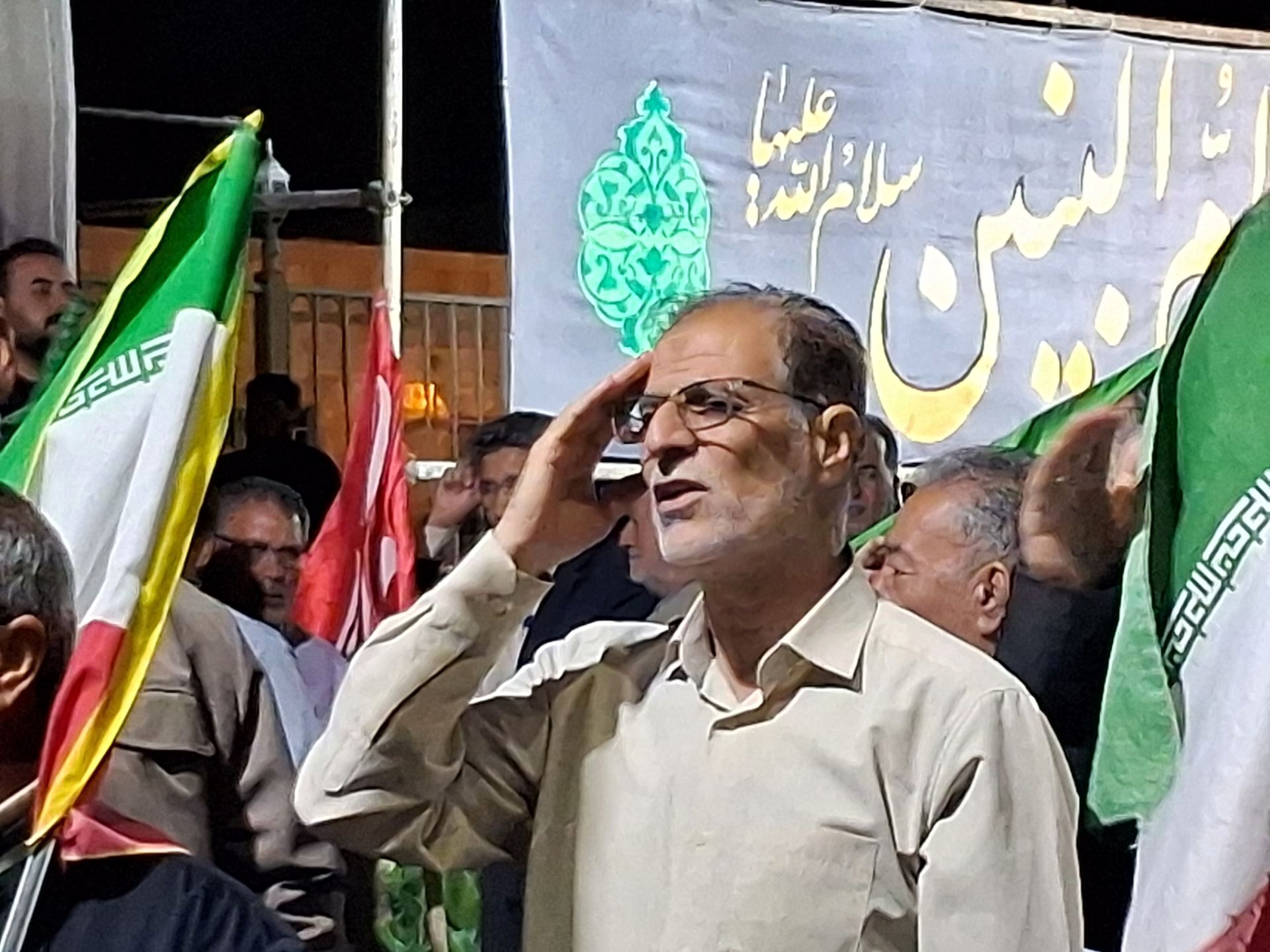کاشمری ها با احترام نظامی به استقبال سرود جمهوری اسلامی رفتند 