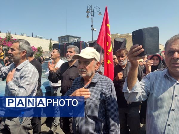 مراسم پیاده‌روی و عزاداری دلدادگان اربعین در شیراز
