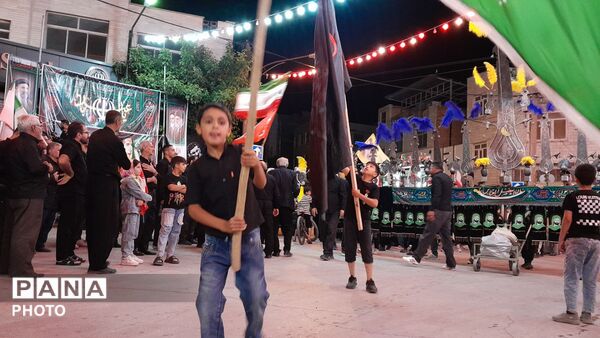 برگزاری مراسم احلی من العسل همزمان با سراسر کشور در شهرستان درگزین
