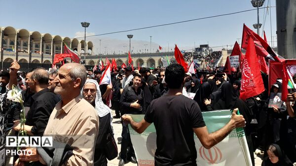 روزی که تاریخ در مصلی ایستاد