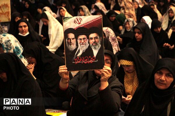 حضور حداکثری مردم و فرهنگیان اسلامشهر در راهپیمایی روز جهانی قدس 