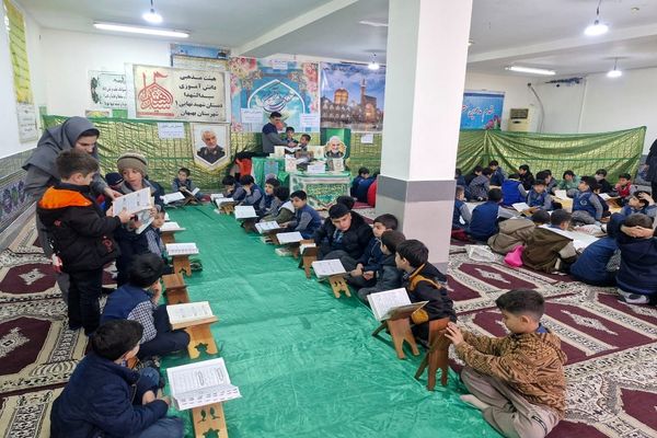 محافل انس با قرآن در ماه مهمانی خدا در مدارس بهبهان