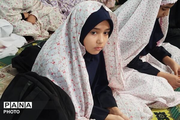 دانش‌آموزان بهارستانی، طلایه‌داران وحدت و معنویت در نماز جمعه