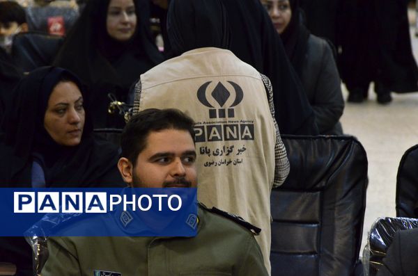 تبیین و تجلیل برنامه‌ها و ماموریت‌های رابطان پژوهشی مدارس قطب شهید شوشتری