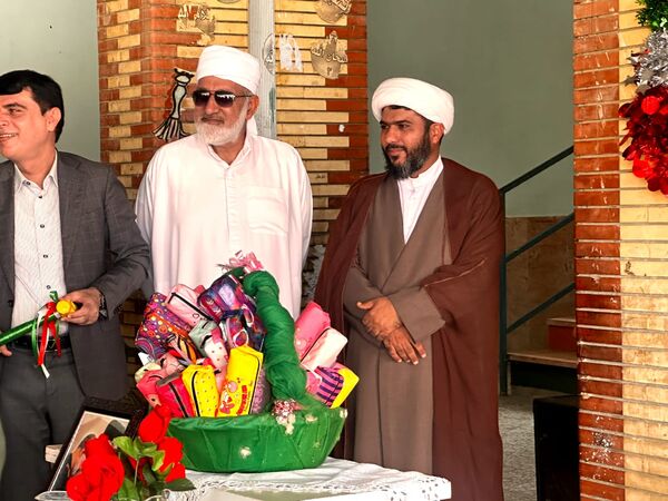جشن شکوفه‌ها و طنین زنگ مهر در مدرسه فاطمه‌ الزهرا شهرستان جاسک