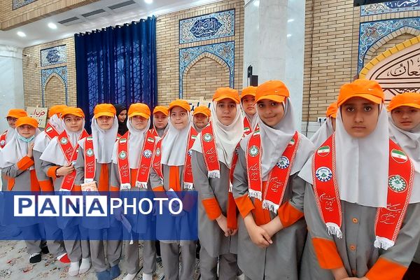 جشن تکلیف دانش‌آموزان دختر منطقه کهریزک 