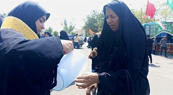 برپایی موکب عشاق‌الحسین(ع)در مسیر پیاده‌روی جاماندگان اربعین در شهر ساوه