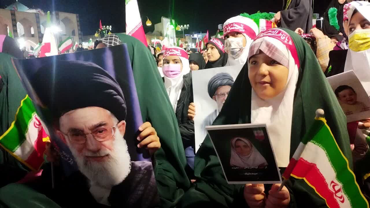 مشتِ کوچک؛ روایت ایستادگی در دلِ آتش