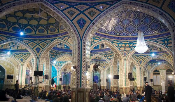 آیین ملی جزء خوانی سحرگاهی قرآن کریم در حرم مطهر حضرت محمد هلال بن علی(ع) 