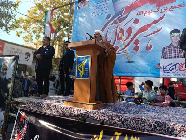 راهپیمایی روز ۱۳ آبان در شهرستان سملقان