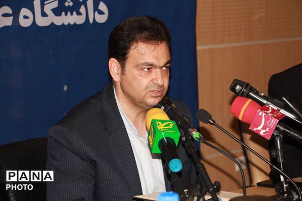 نشست خبری رئیس دانشگاه علوم پزشکی تربت حیدریه با حضور اصحاب رسانه 