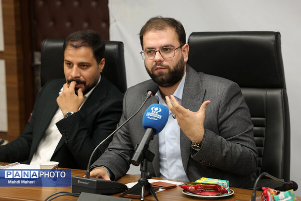 اولین نشست کارگروه تدوین سند دوازدهمین دوره مجلس دانش‌آموزی
