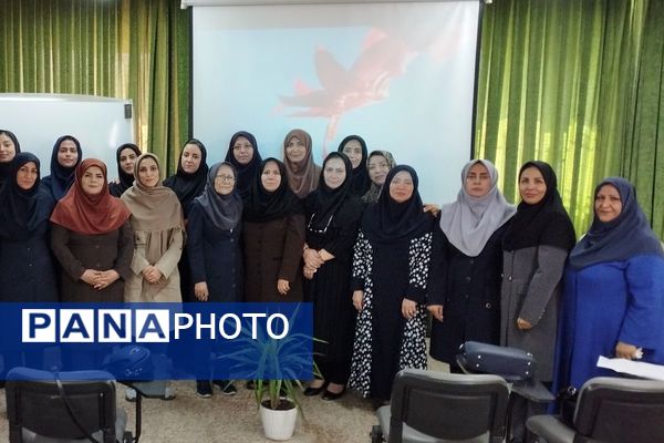 برگزاری مینی دوره هوش مصنوعی در دبیرستان حکمت بهارستان‌دو