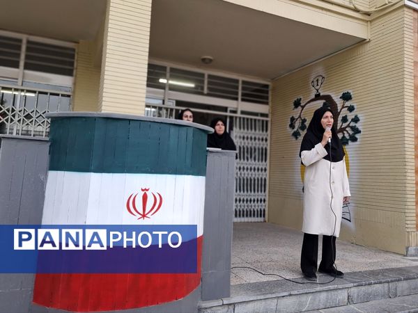 کلاس‌های پیش نیاز سال تحصیلی در مدرسه شاهد تقوا پیشگان 