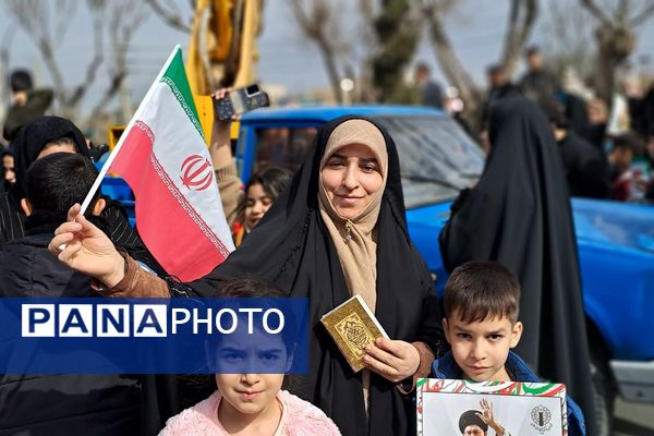 راهپیمایی ۲۲ بهمن، آینه تمام‌نمای همبستگی ملی