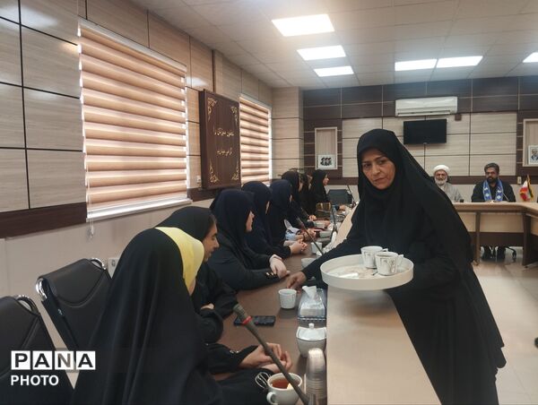 مراسم تجلیل از دانش آموزان فعال پانا ناحیه دو مشهد