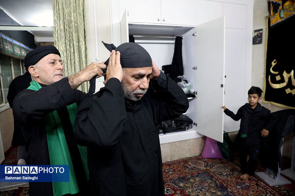  عزاداری روز تاسوعای حسینی در هیات سقاهای همدانی مقیم مرکز
