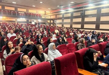 ورودی‌های جدید سمپاد در کانون شهید کافی گرد هم آمدند