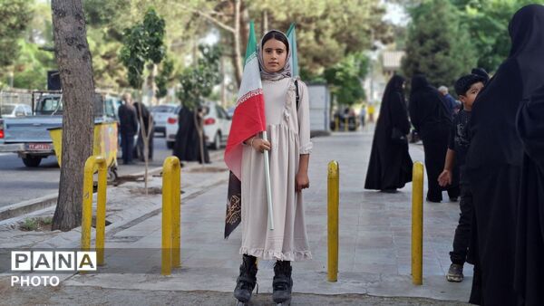 کودکان حسینی، هم‌قدم با قافله عشق؛ از مزار شهدای گمنام تا مزار کاریزک