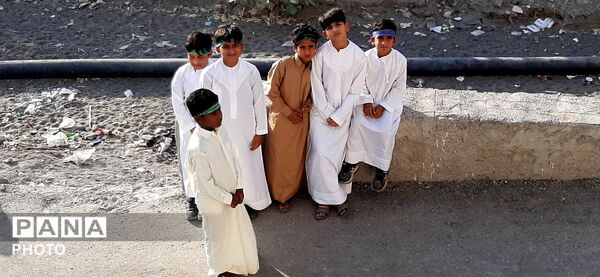 حرکت نمادین کاروان امام حسین (ع) به همت هیئت فاطمیون در میناب