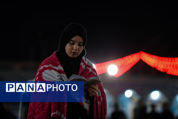 مراسم احیاء سومین شب قدر در مسجد مقدس جمکران