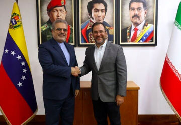 وزیر خارجه ونزوئلا: کاراکاس و تهران به حمایت از دیپلماسی صلح‌ ادامه خواهند داد