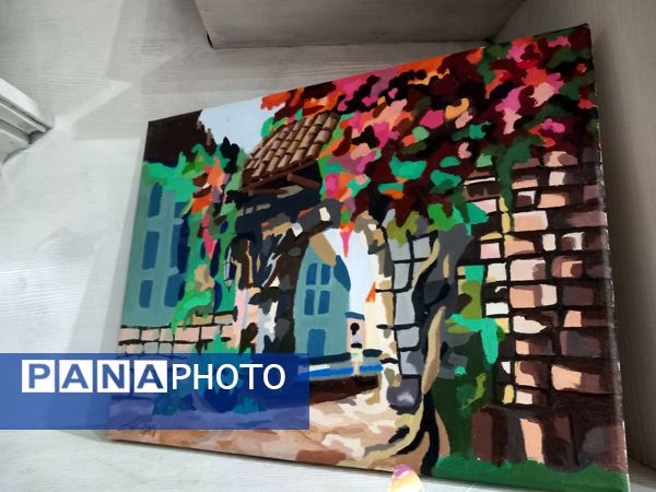 نمایشگاه دستاوردهای هنری دردبیرستان مصلی نژاد