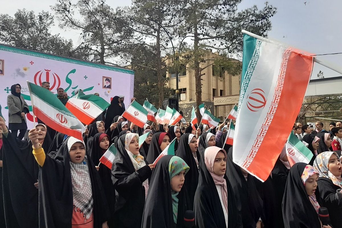 22بهمن در اسلامشهر؛ حماسه‌ای از جنس حضور