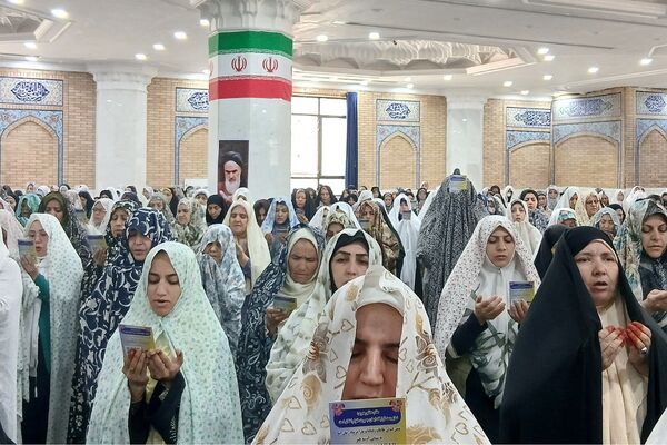 نماز عید قربان، تجلی بندگی خدا