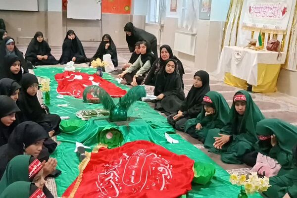 برگزاری مراسم شکوفه‌های حسینی، یادواره ای از شهدای نوجوان در شهرستان پردیس 