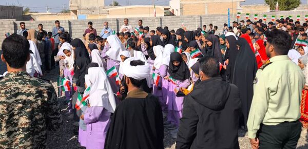 زنگ انقلاب در مدارس رودبار جنوب به صدا درآمد 
